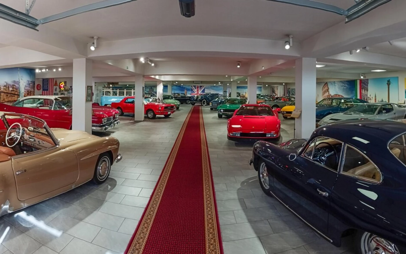 Vasárnap.com: Hihetetlen autó- és motorcsodák Dörgicsén: így építette fel Dr. Kaáli Nagy Géza Benzingőzös Csodaországát